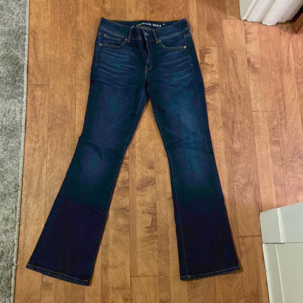 American Eagle size 8 kick boot jean